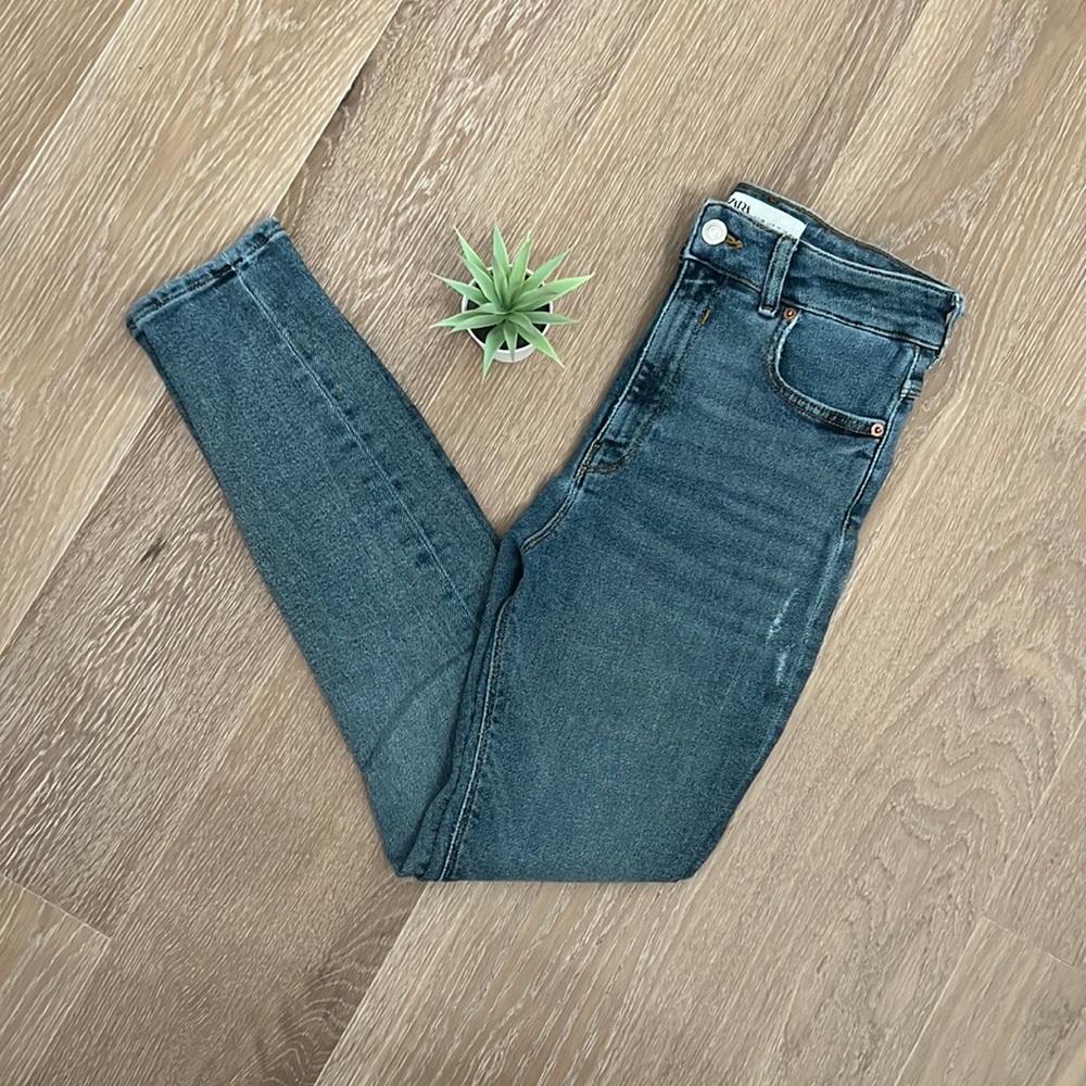 Zara High-Rise Jeggings